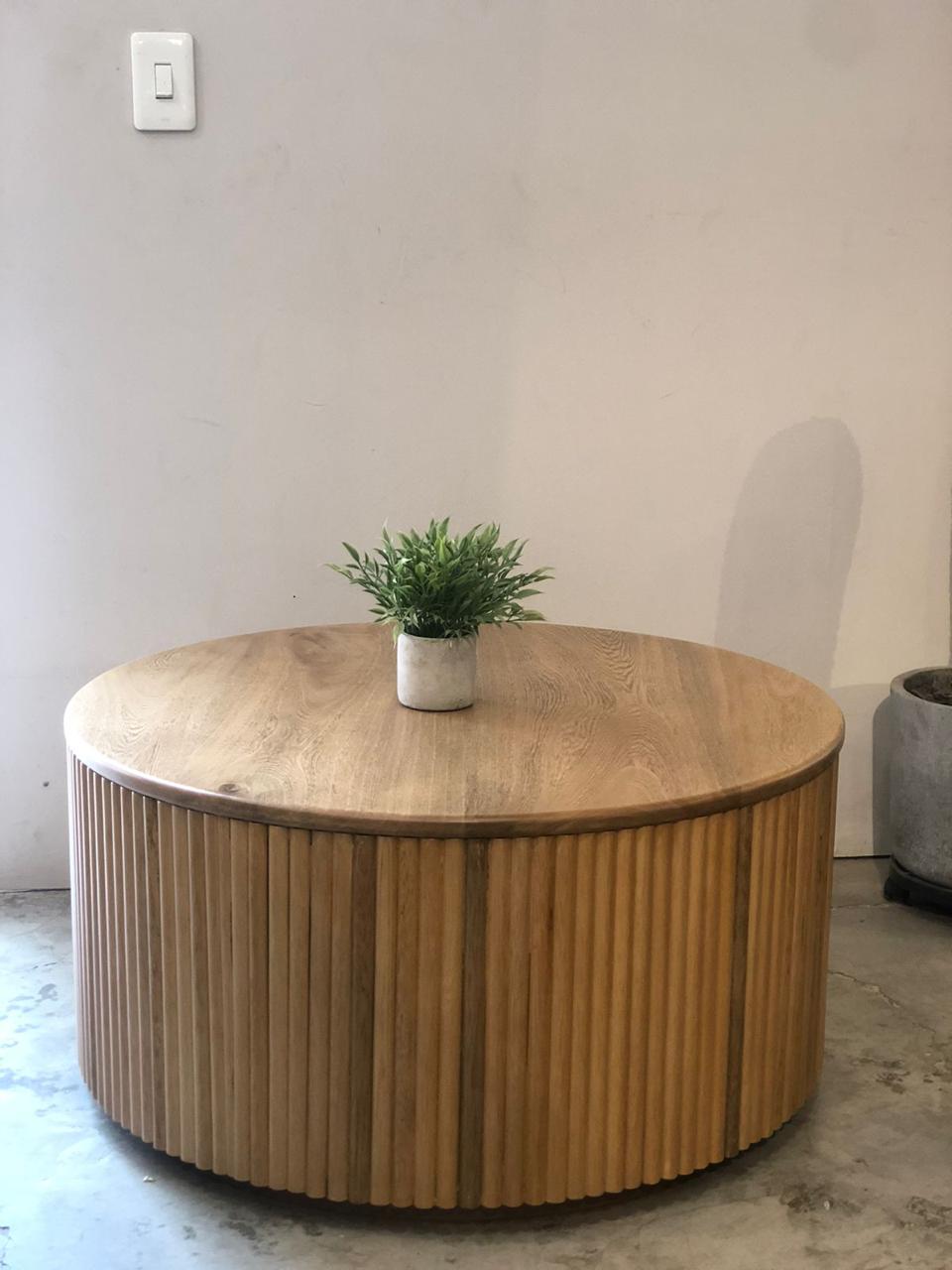 Mesa de Centro Canalada — RENUEVA DECO